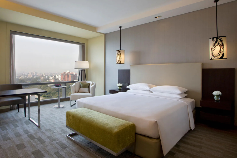 Luxury Partner Hotel exterior and room
