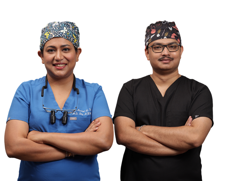 [Group photo  -  Dr. Anchal Shah, Dr. Diwakar Sharma, Krishna Vora, Dr. Mansi Nar & clinic team]